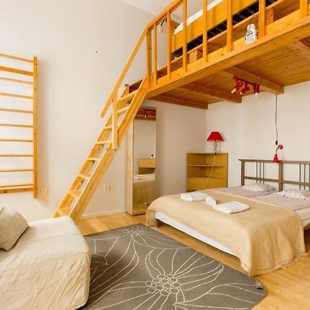 Szentkiralyi 5 - Double Basic In The City Center - Self-Check-In 布达佩斯 外观 照片